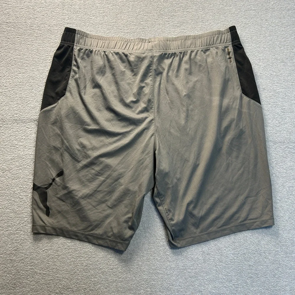 Puma  Athletic Training Shorts Mens XL Gray Black Performance Gym Running Logo
